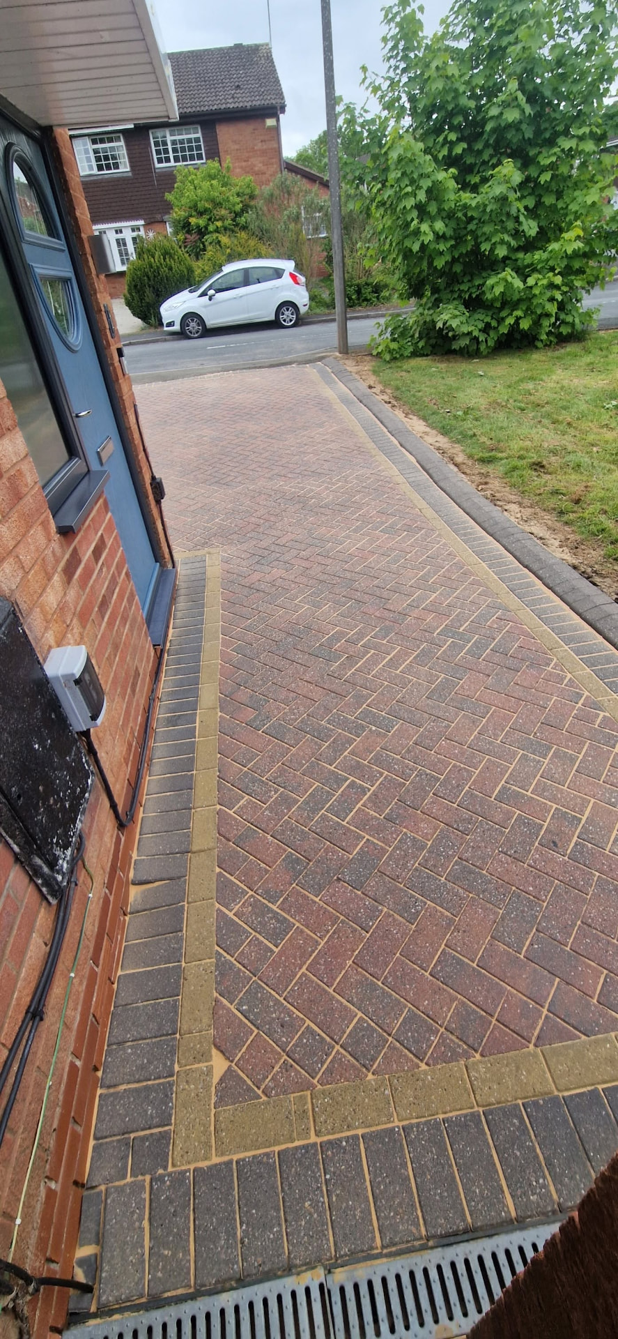 Block paved driveway after professional pressure washing in Redditch, Worcestershire